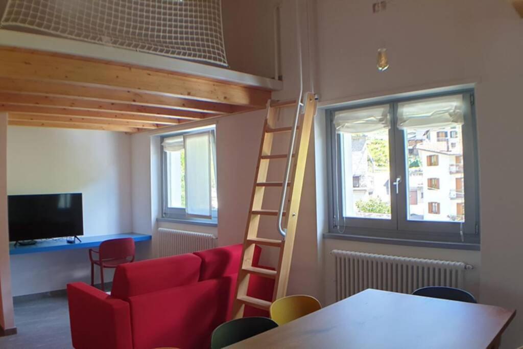 La Finestra Sul Fiume-Graziosa Mansarda.Cir 014O74 Apartment Val Masino Luaran gambar